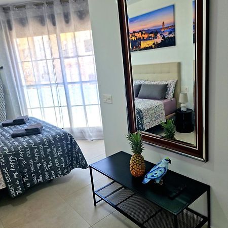 Apartamentos Zanca City Center Free Luggage Storage Malaga Luaran gambar
