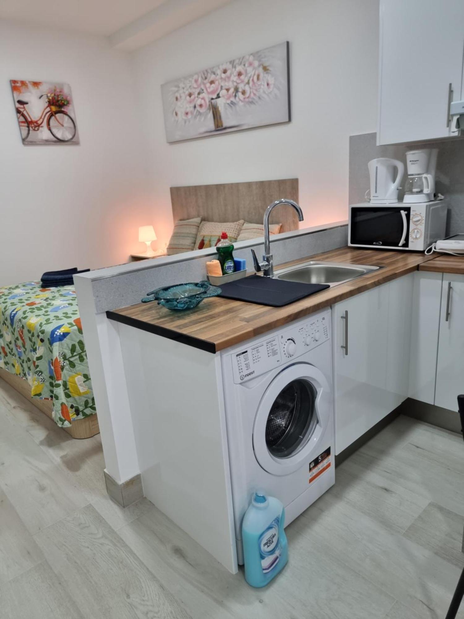 Apartamentos Zanca City Center Free Luggage Storage Malaga Luaran gambar
