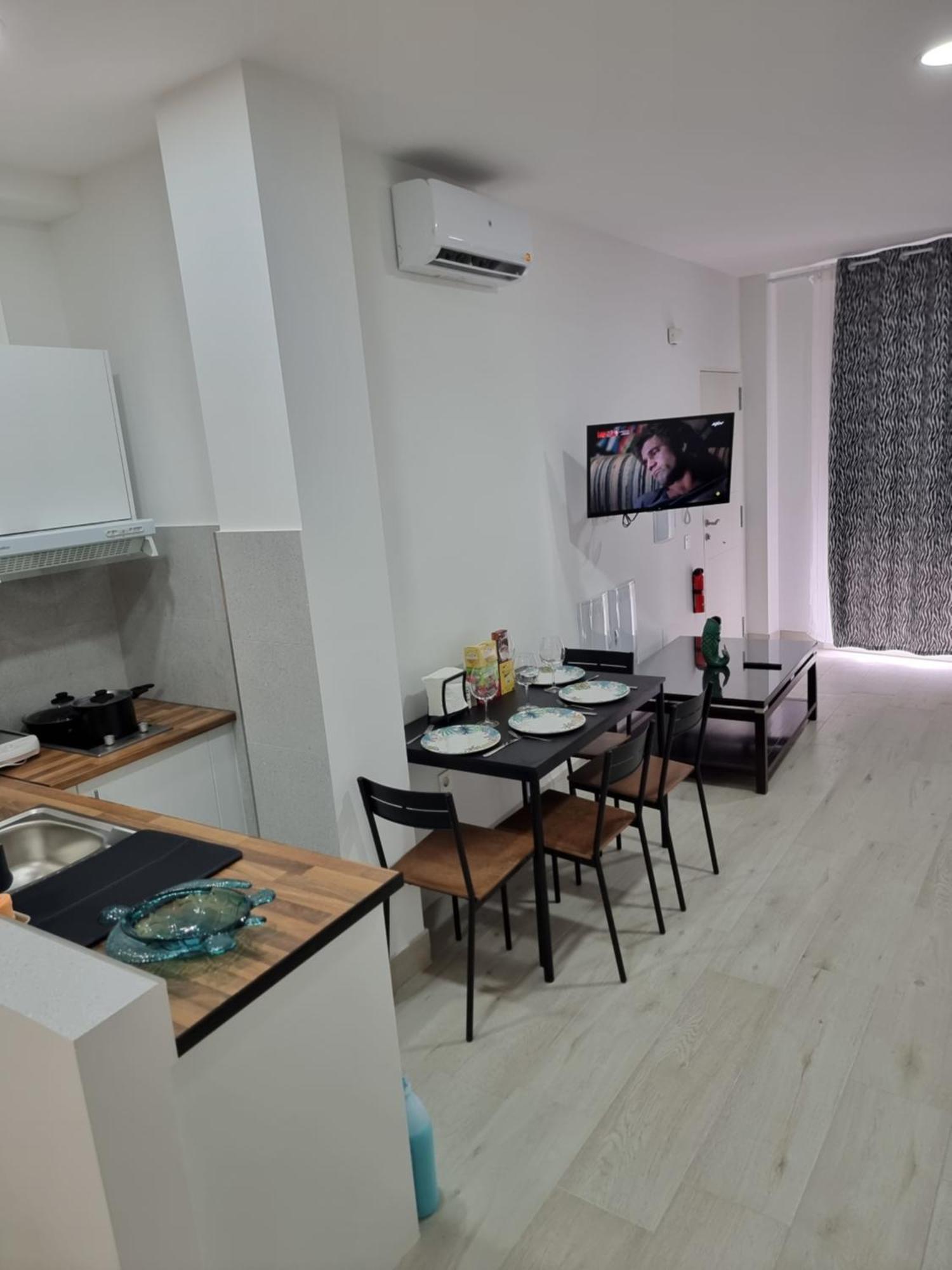 Apartamentos Zanca City Center Free Luggage Storage Malaga Luaran gambar