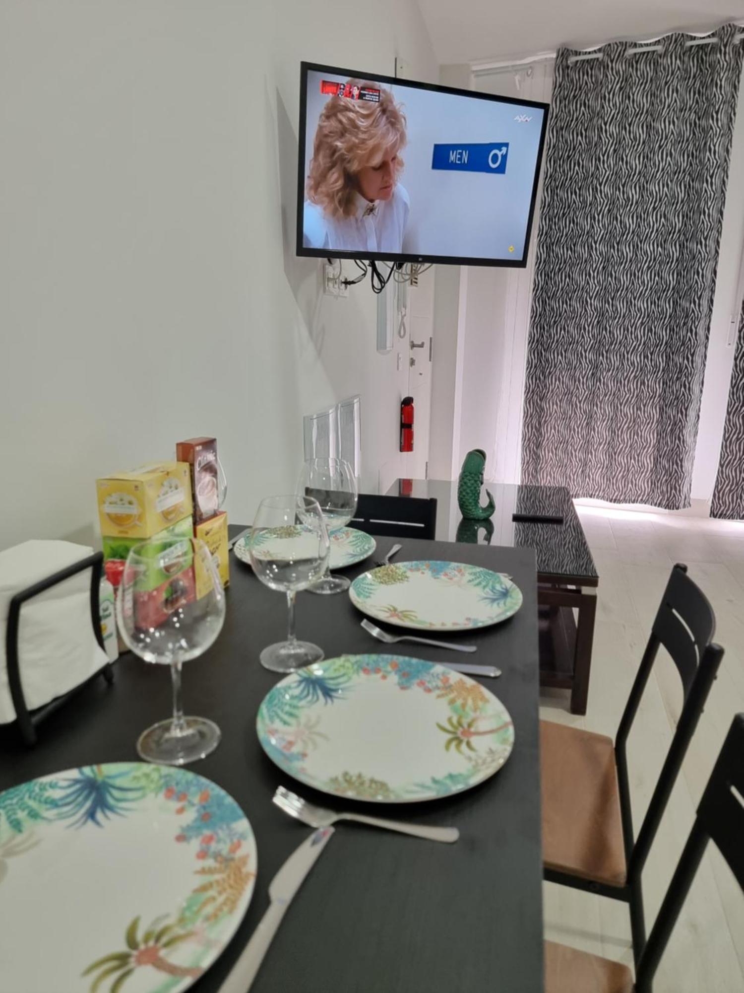 Apartamentos Zanca City Center Free Luggage Storage Malaga Luaran gambar